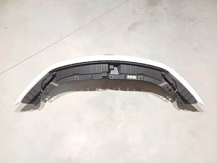 Mercedes-Benz EQA (2021 - ) A2438851401 Молдинг переднего бампера — фото 17