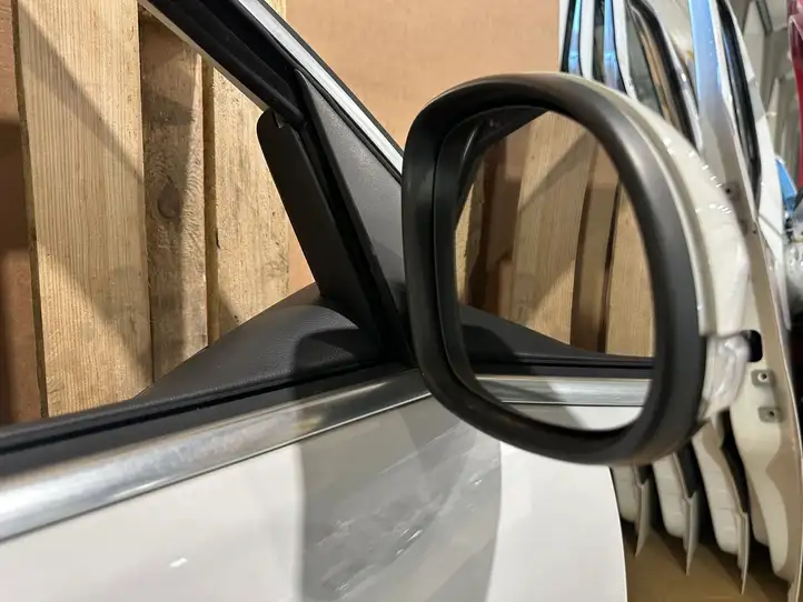 Volkswagen Tiguan (2007 - 2011) Дверь — фото 8