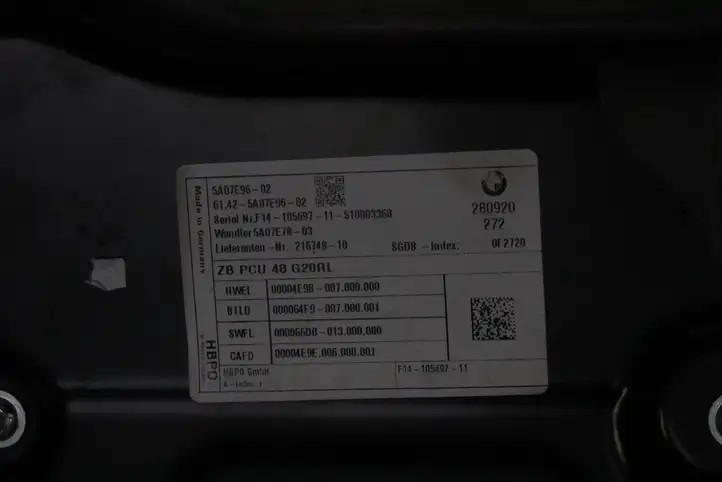 BMW 3 G20 G21 (2019 - ) 5A07E96 Реле выравнивания напряжения — фото 8