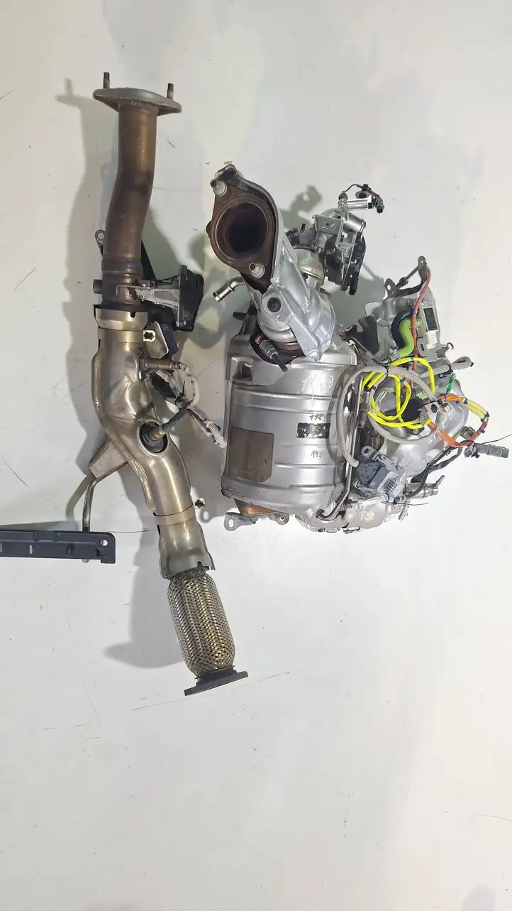 Nissan Qashqai (2017 - 2020) 208A0 Катализатор / DPF / FAP — фото 15
