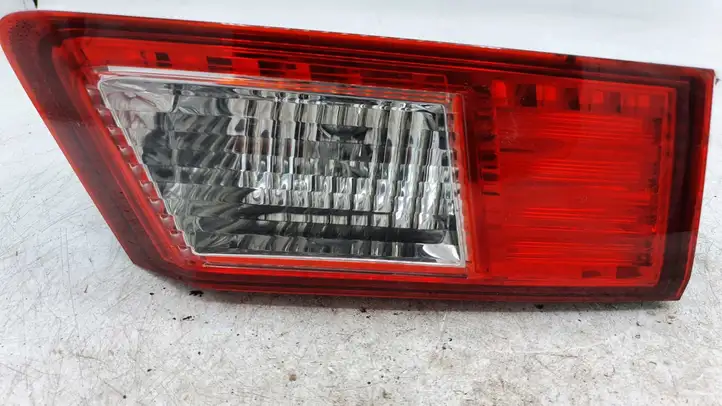 Honda Accord (2008 - 2016) 7440 Задний фонарь в крышке багажника — фото 1