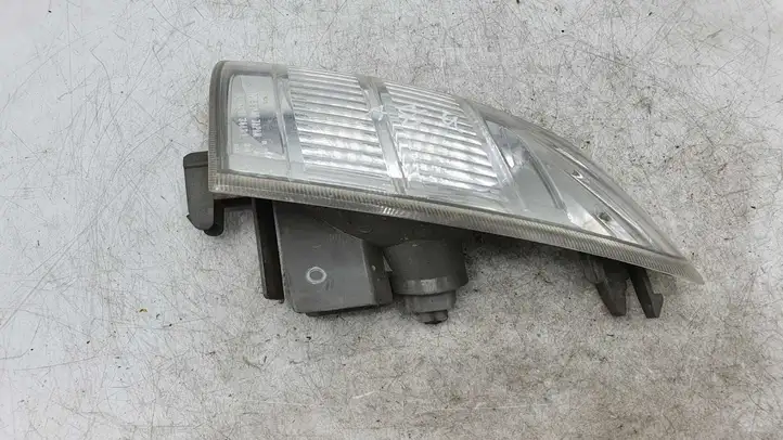 Nissan X-Trail T30 (2001 - 2007) 3443L Указатель поворота передний — фото 1
