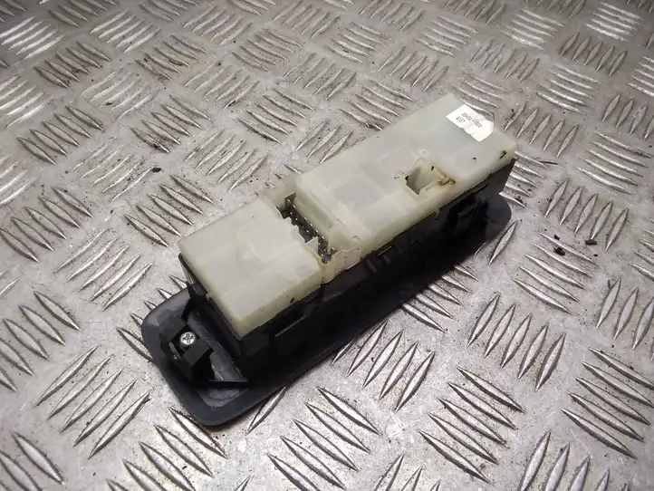 Nissan Qashqai (2006 - 2010) 25401JD000 Блок кнопок стеклоподъемников — фото 3