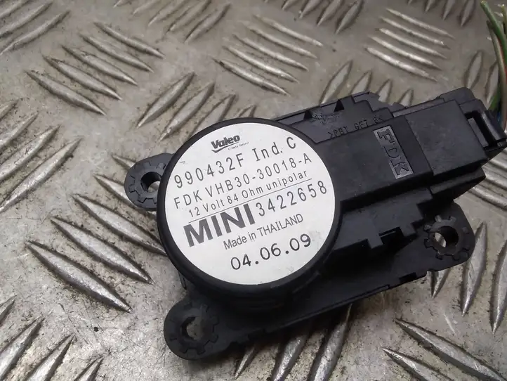 Mini One Cooper Coupe R56 (2004 - 2014) 3422658 Двигатель задвижки потока воздуха — фото 3