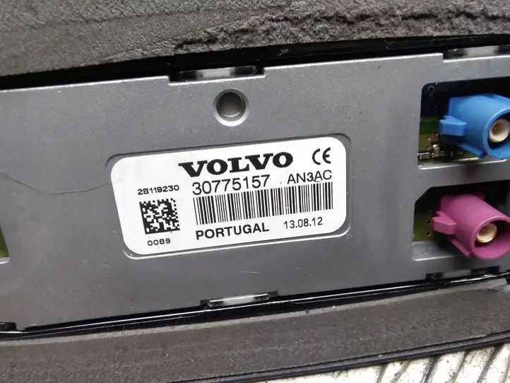 Volvo V60 (2010 - 2013) 30775157 GPS антенна — фото 3