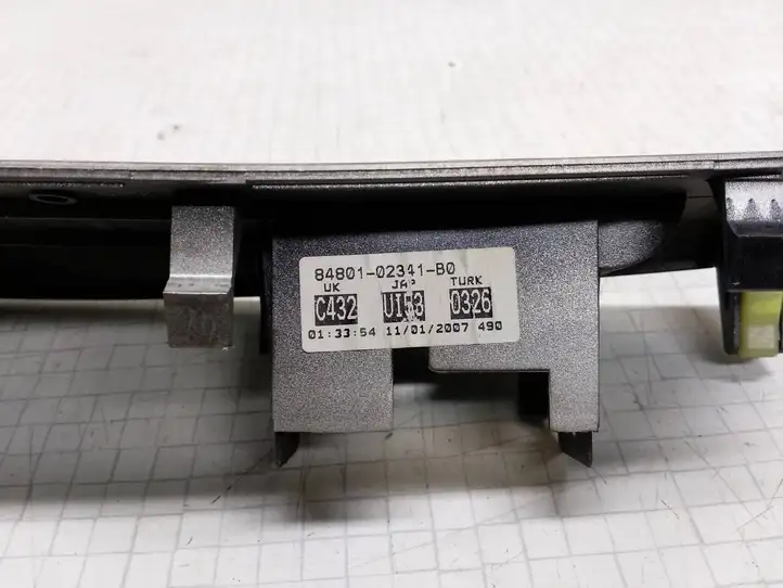 Toyota Corolla E120 E130 (2004 - 2007) 7423102280 Накладка кнопки стеклоподъемника — фото 4