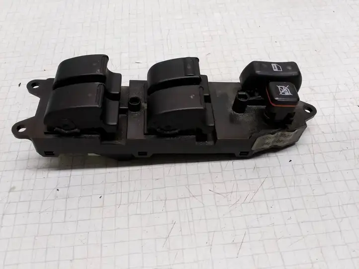 Toyota Corolla E120 E130 (2004 - 2007) 54355667D Кнопка стеклоподъемников — фото 3