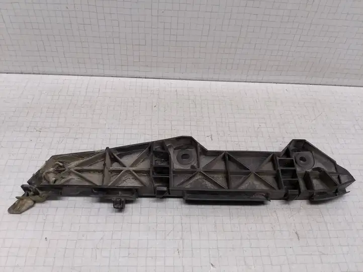 Toyota Corolla E120 E130 (2004 - 2007) 5257502060 Кронштейн заднего бампера — фото 2