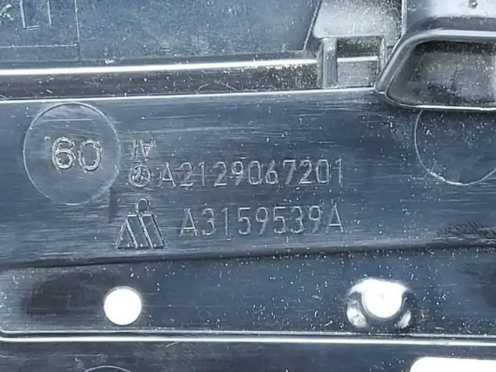 Mercedes-Benz E W212 (2009 - 2016) A2129067201 Пластиковая отделка зеркала — фото 2