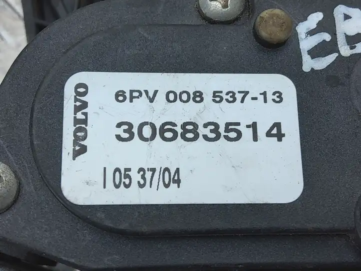 Volvo XC70 (2004 - 2007) 30683514 Педаль акселератора — фото 3