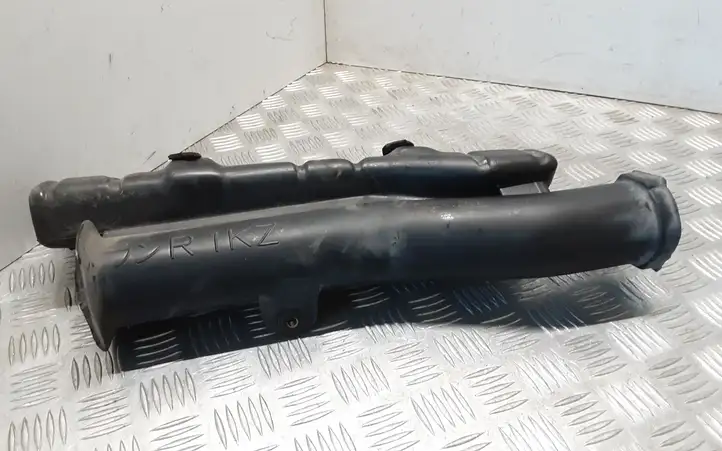 Toyota Land Cruiser (HDJ90) (1996 - 2002) 5380760020 Детали воздухозаборника — фото 1
