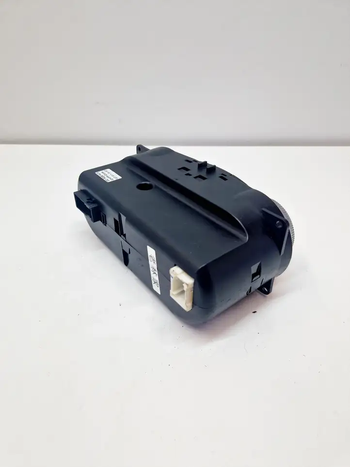 Mercedes-Benz SL R230   A2308300785 Управление климат контролем