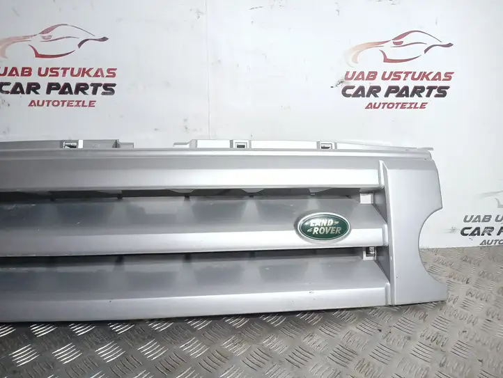 Land Rover Discovery (2004 - 2009)  DHB000274XXX Верхняя решётка