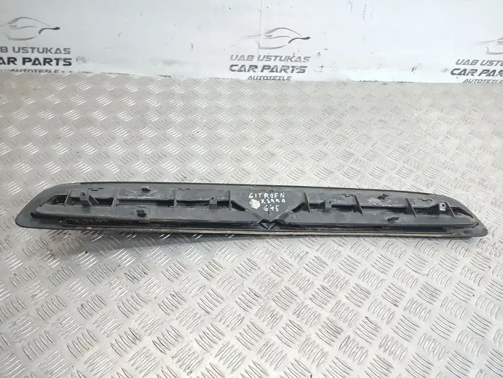 Citroen Xsara Picasso (1999 - 2012) 9650059677 Верхняя решетка радиатора — фото 2