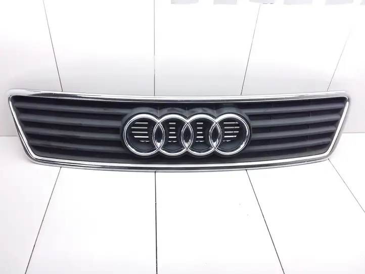 Audi A6 S6 C5 4B (1997 - 2001) 4B0853651A Верхняя решетка радиатора — фото 2