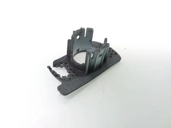 Tesla Model 3 (2017 - 2023)  108844800A Передний кронштейн  датчика парковки (PDC)