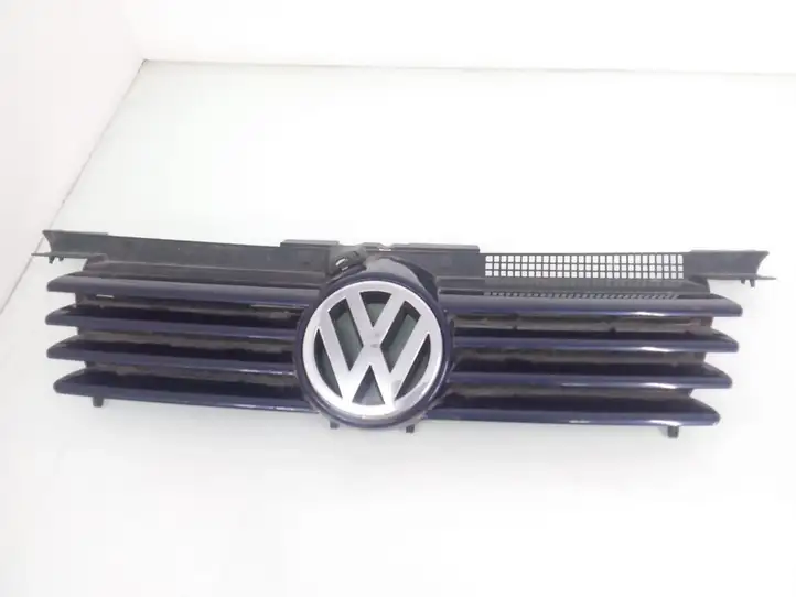 Volkswagen Bora (1998 - 2005) 1J5853651F Верхняя решетка радиатора — фото 1