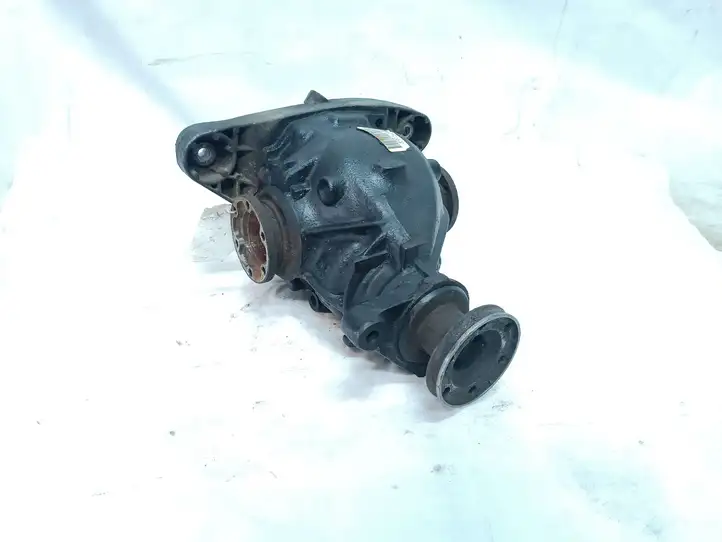 BMW 5 E39 (1996 - 2003)  1428470 Задний редуктор