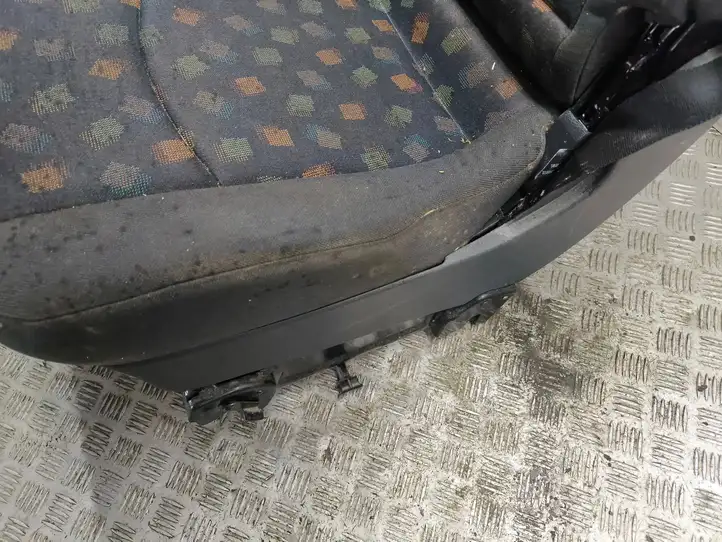 Mercedes-Benz Vito Viano W639 (2003 - 2010) Третий ряд сидений — фото 5