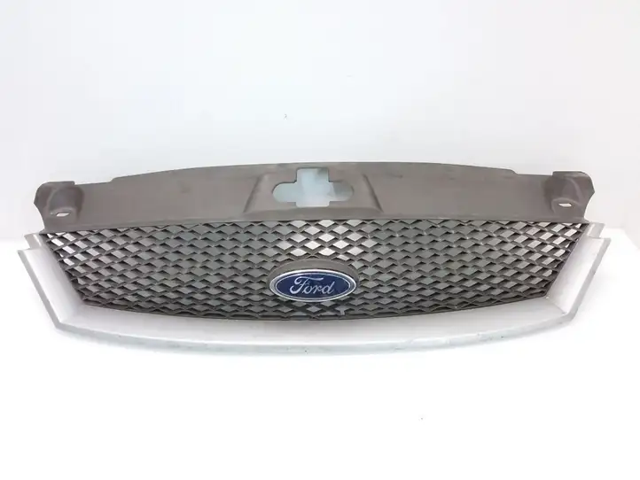 Ford Mondeo Mk III (2000 - 2007) 1S7X8A100AG Верхняя решетка радиатора — фото 1
