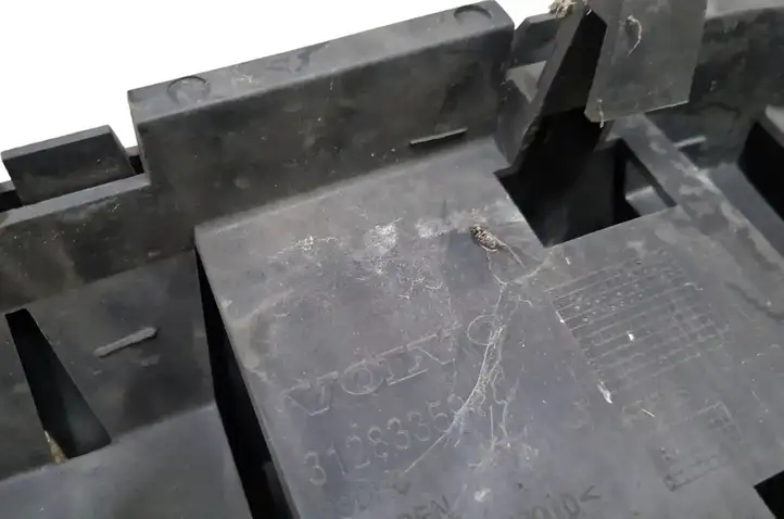 Volvo XC60 (2008 - 2013)  31283358 Усилитель переднего бампера