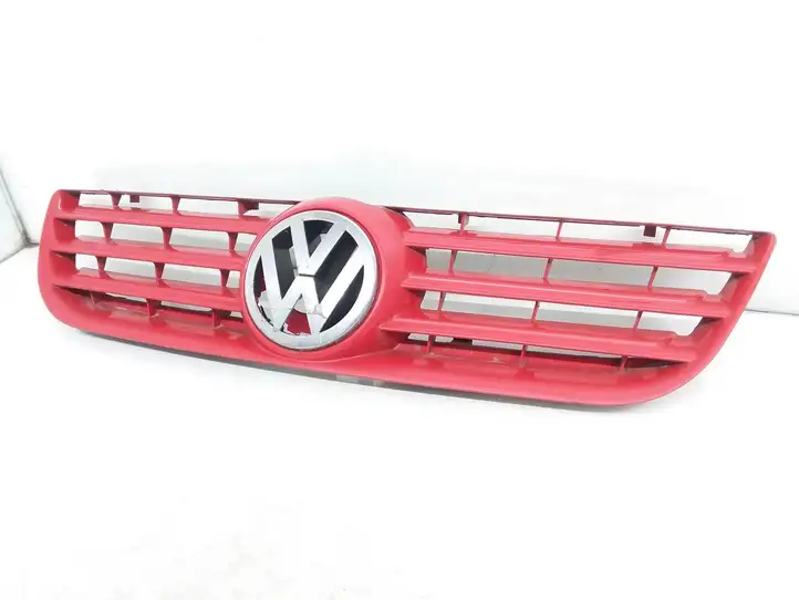 Volkswagen Polo (2005 - 2009) Верхняя решетка радиатора — фото 1