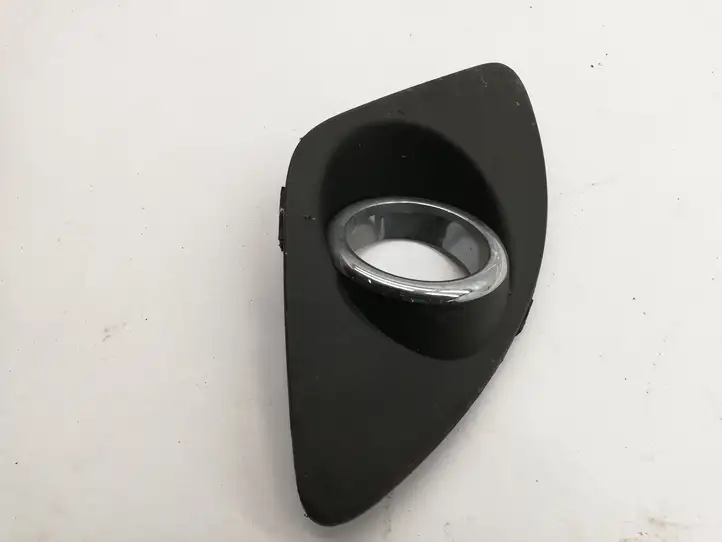 Kia Ceed (2006 - 2010)  865661H000 Кронштейн противотуманной фары