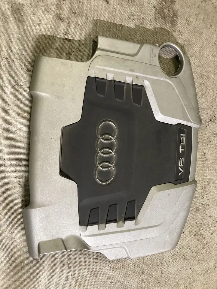 Audi A4 S4 B8 8K (2007 - 2011) 059103925BG Крышка двигателя декоративная — фото 3
