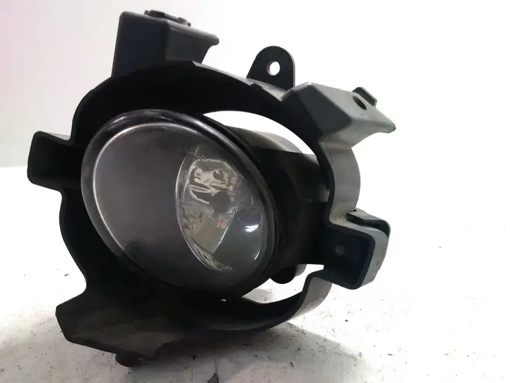 Nissan Qashqai (2006 - 2010) 89206411 Передняя противотуманная фара — фото 2
