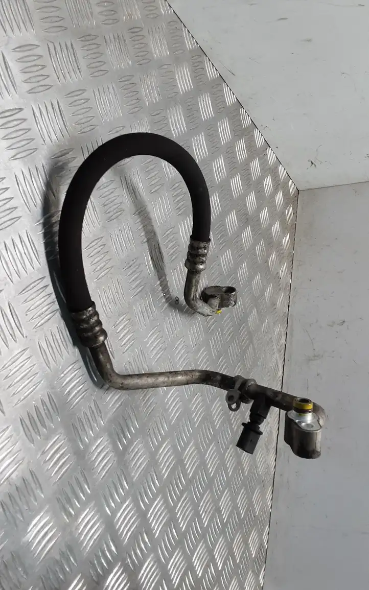 Volkswagen Touareg I (2002 - 2010) 7L6820721AB Трубки и шланги кондиционера — фото 1