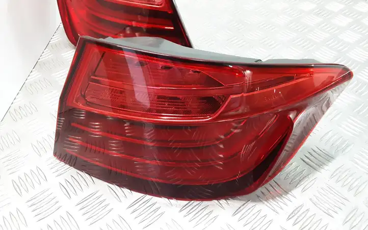 BMW 5 F10 F11 (2009 - 2016) 18408002 Комплект задних фонарей — фото 9