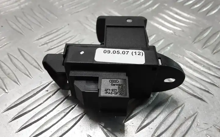 Audi A6 S6 C6 4F (2004 - 2008) 4F1927225 Кнопка ручного тормоза — фото 4