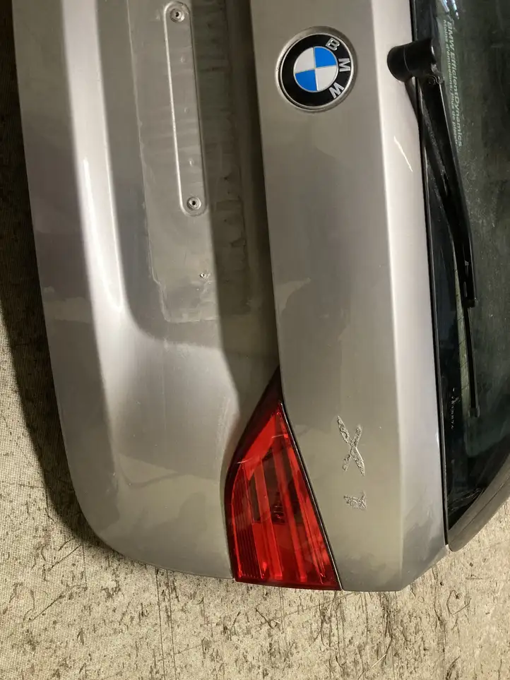 BMW X1 E84 (2009 - 2015) Крышка багажника — фото 3