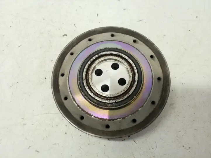 Opel Astra J (2012 - 2015) Шкив коленчатого вала — фото 4