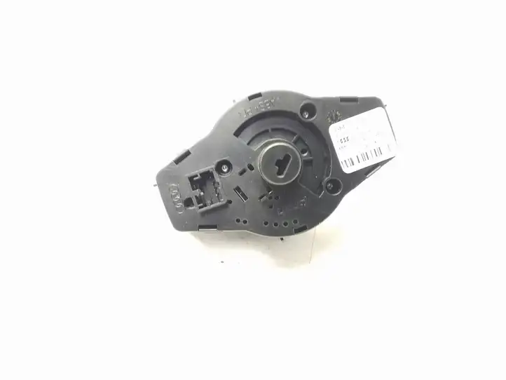 Audi A4 S4 B8 8K (2007 - 2011) 8K0941531G Включатель фонарей — фото 2