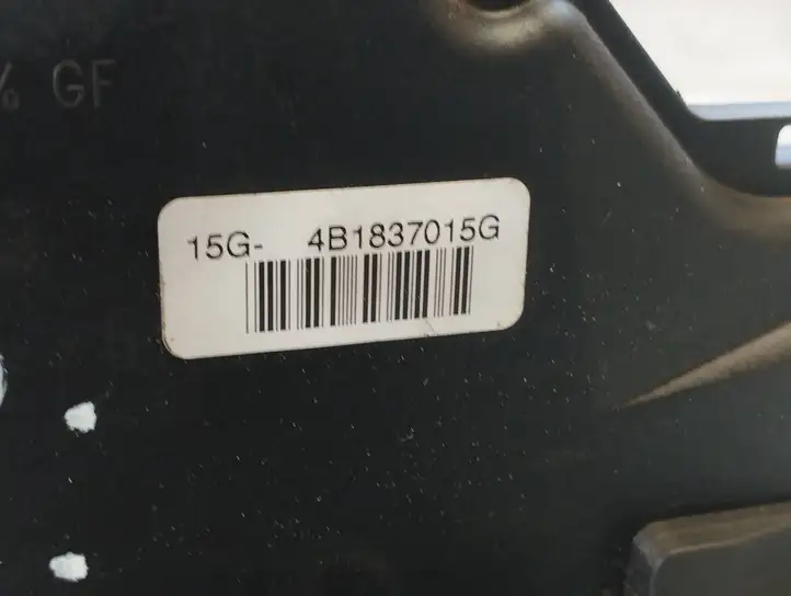 Audi A4 S4 B6 8E 8H (2000 - 2006) 4B1837015G Замок передней двери — фото 2