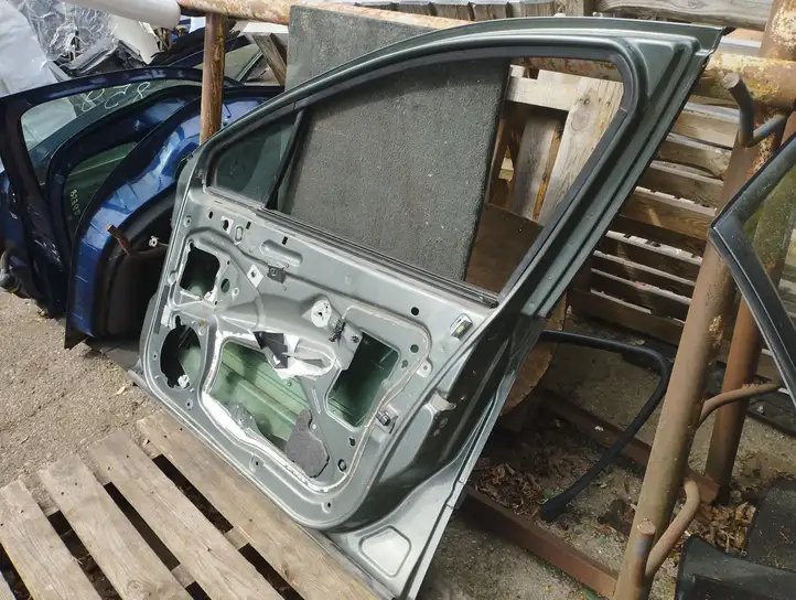 Peugeot 407 (2004 - 2011) Дверь — фото 6