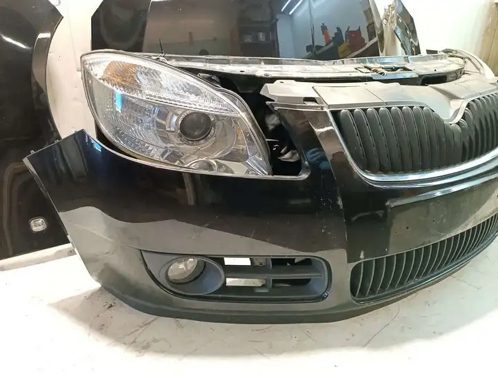 Skoda Fabia Mk2 (5J) (2007 - 2014) Комплект передней части — фото 4