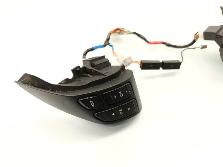 Honda CR-V (2006 - 2009) 77901-SWA-A101 Кнопки на рулевом колесе — фото 3