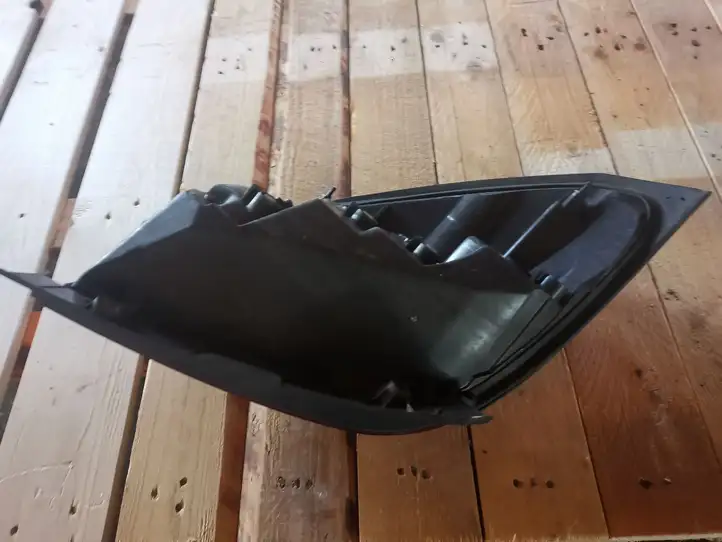 Opel Antara (2006 - 2011) Задний фонарь в кузове — фото 4