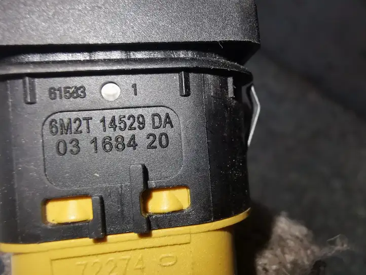 Ford Focus (2005 - 2008) 6M2T14529DA Кнопка стеклоподъемников — фото 3