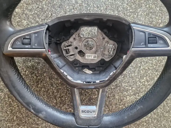 Skoda Octavia Mk3 (5E) (2013 - 2019) Руль — фото 2