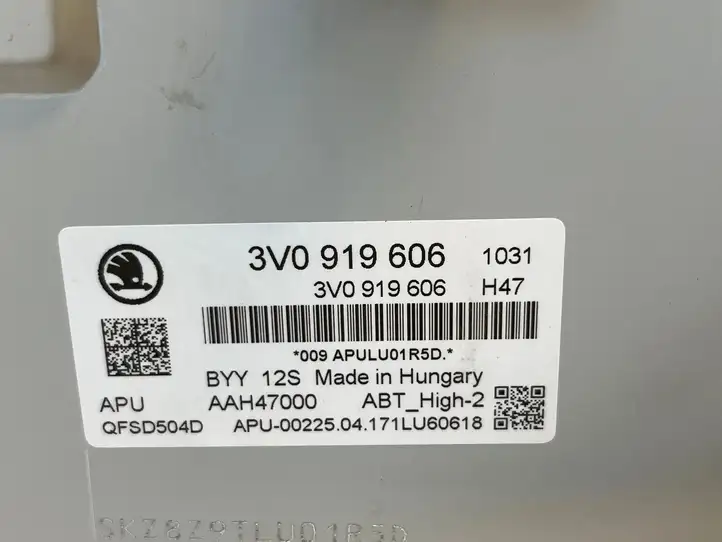 Skoda Superb B8 (3V) (2015 - 2023) 3V0919606 Магнитола / мультимедийная система — фото 8