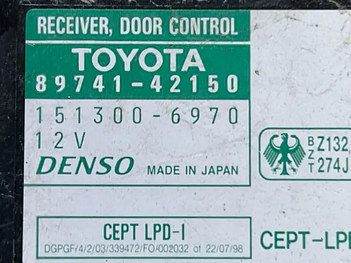 Toyota RAV 4 (XA20) (2000 - 2005) 8974142150 Датчик открытия передней двери — фото 3