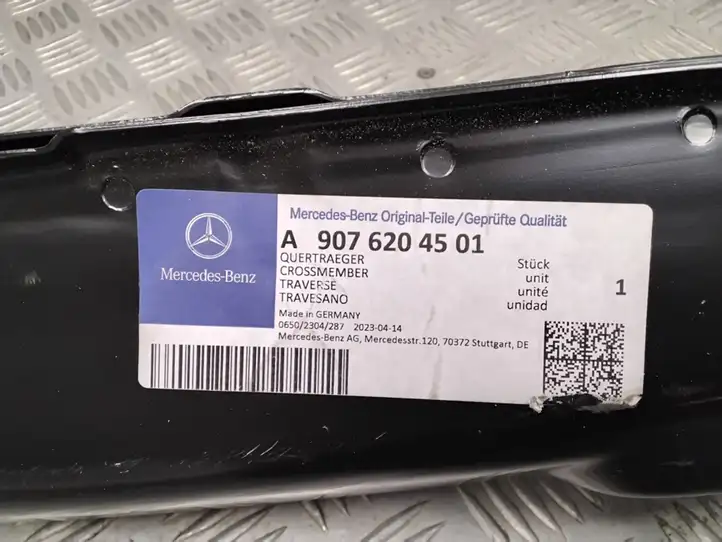 Mercedes-Benz Sprinter W907 W910 (2018 - ) A9076204501 Передняя балка бампера — фото 2