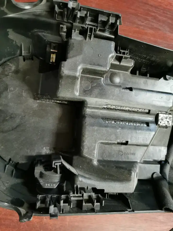 BMW 3 F30 F35 F31 (2012 - 2018) 61316823468 Обшивка рулевой колонки — фото 4
