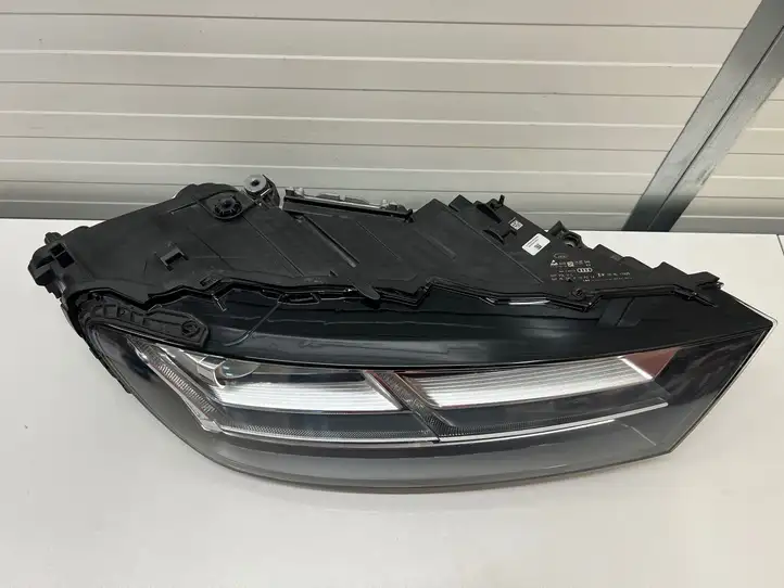Audi Q7 4M (2015 - ) 4M0941034B Передняя фара — фото 8