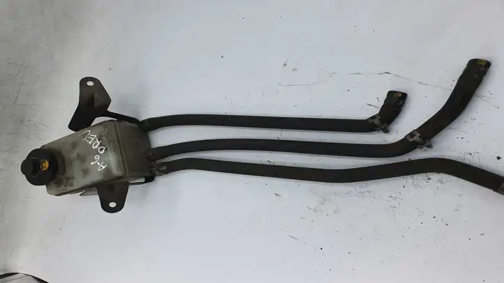 Toyota Previa (XR30, XR40) II (2000 - 2006) 13231140030 Бачок тормозной жидкости — фото 1
