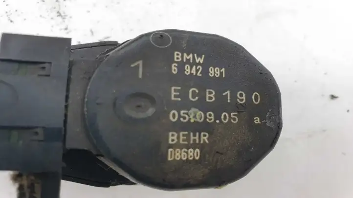 BMW 5 E60 E61 (2004 - 2010) 6942991 Двигатель задвижки потока воздуха — фото 3