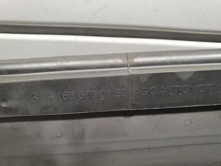 Mercedes-Benz GL X166 (2013 - 2019) A1666700087 Заднее боковое стекло — фото 6
